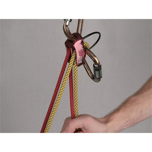 Singing Rock Shuttle Belay Device
